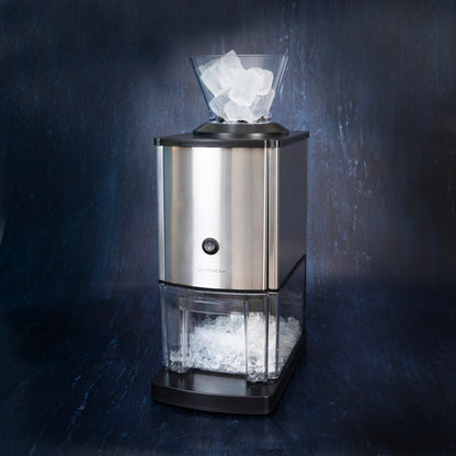 Gastronoma 21114 - Ice crusher with large filling funnel, crushes up to 1 kilogram of ice per minute - Stainless steel housing