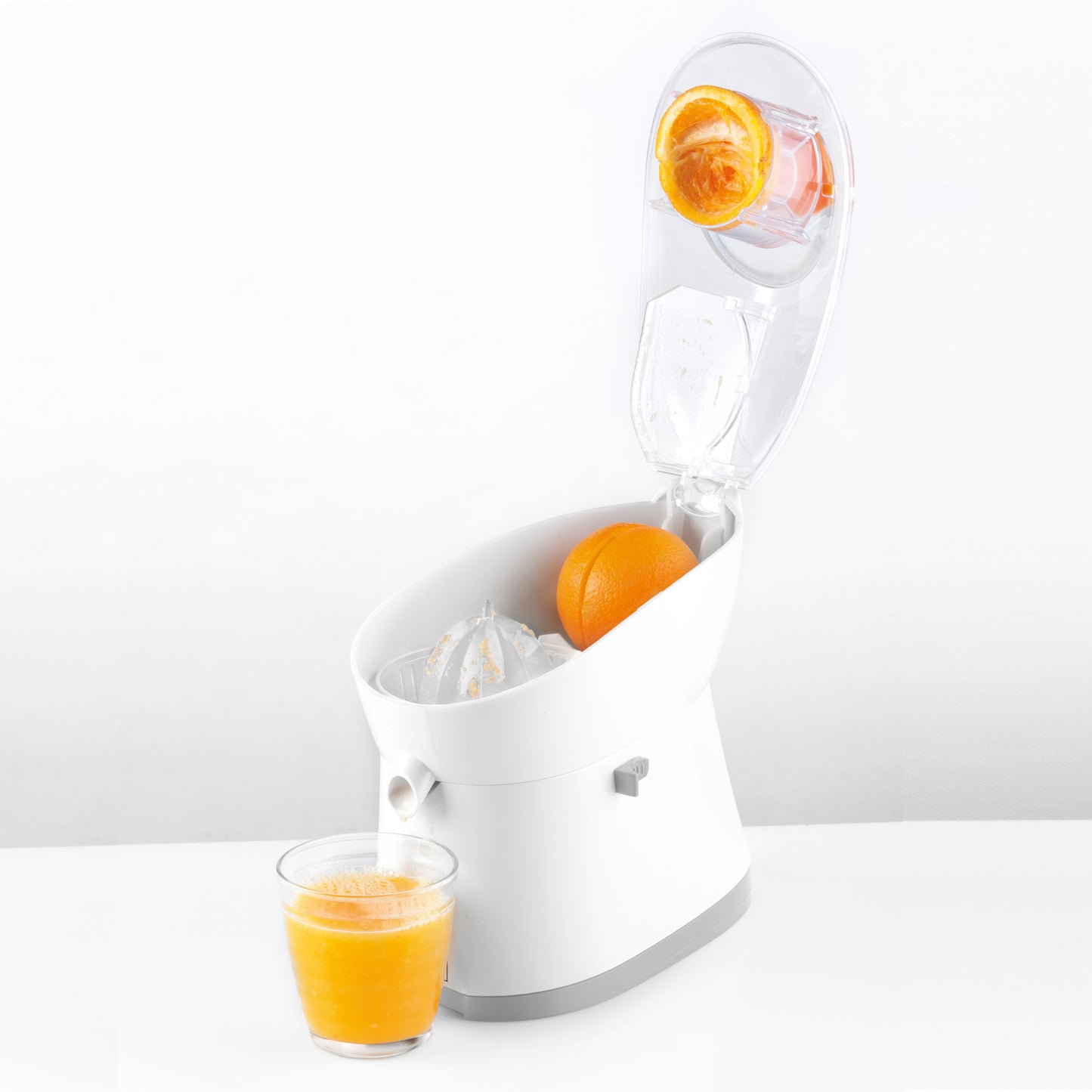 Trebs 99240 - Citrus Juicer / Comfortjuice with lid and integrated pulp selector